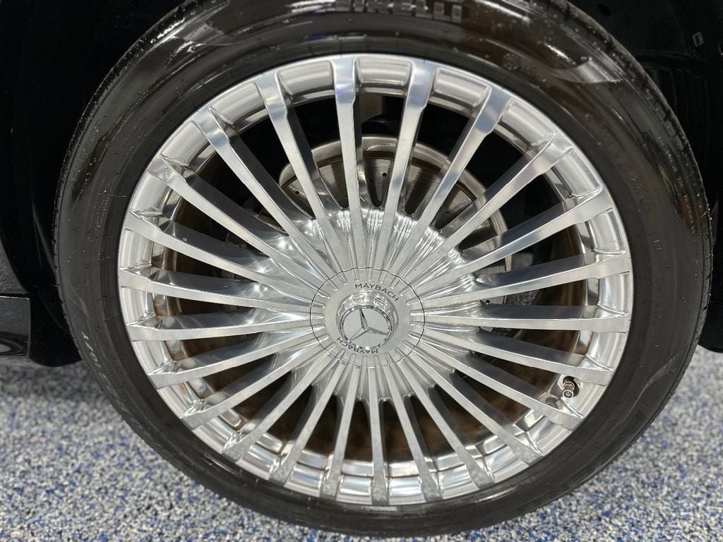 2021 Mercedes Benz GLS Maybach 600 4MATIC photo 9