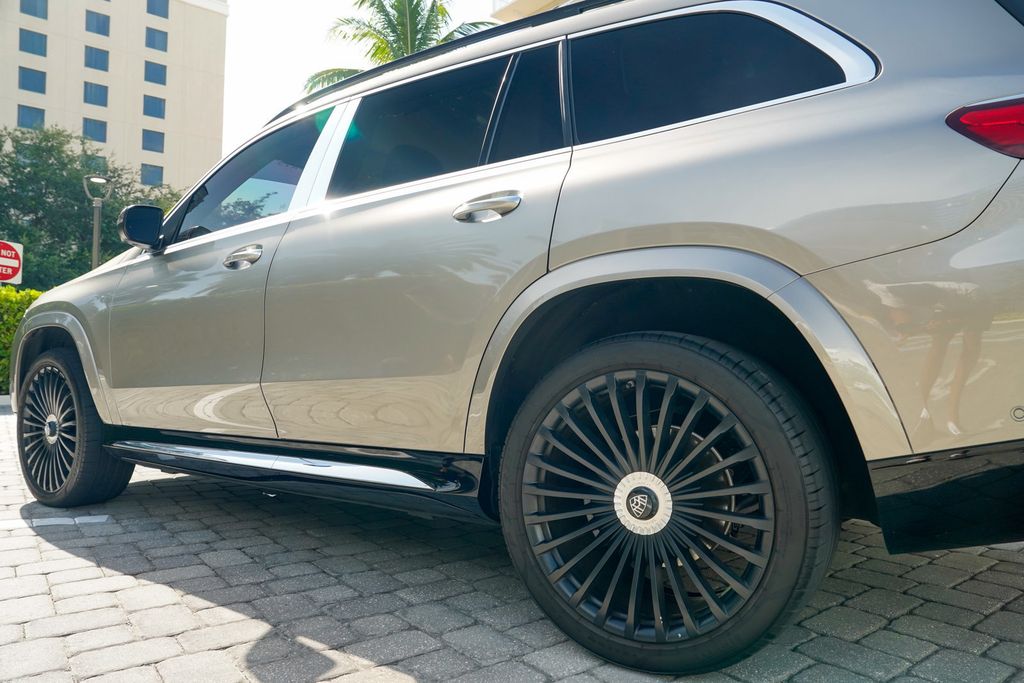 2021 Mercedes-Benz GLS Maybach GLS 600 4MATIC SUV - 23052658 - 17
