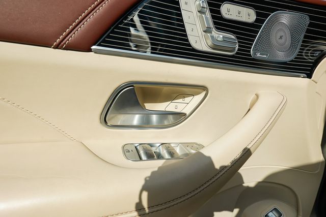 2021 Mercedes-Benz GLS Maybach GLS 600 4MATIC SUV - 23052658 - 52