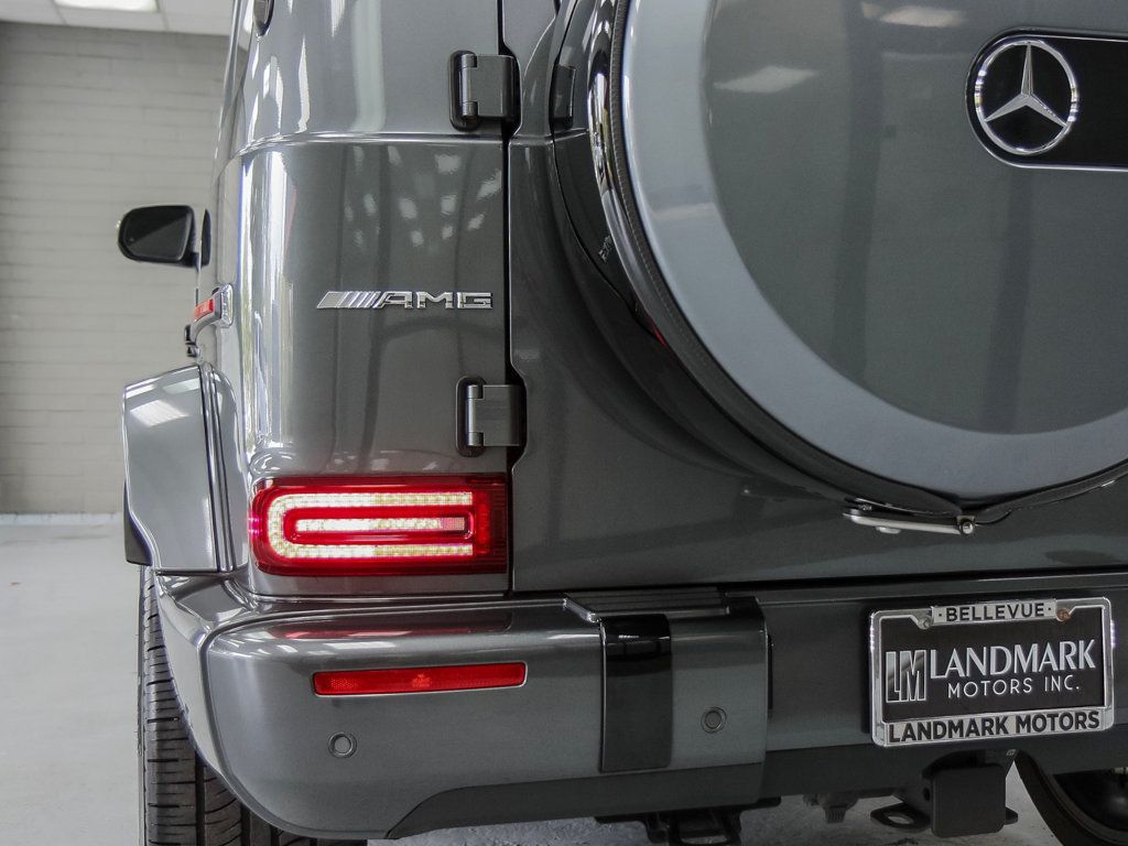 Mercedes-Benz AMG G 63 photo 36