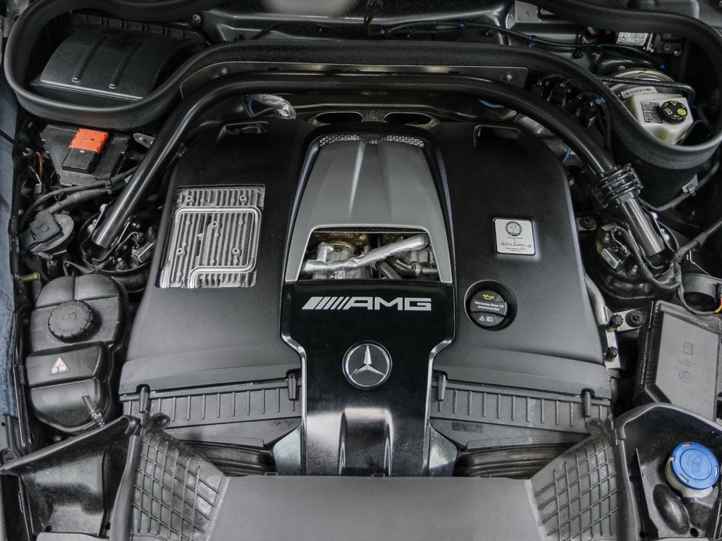 Mercedes-Benz AMG G 63 photo 6
