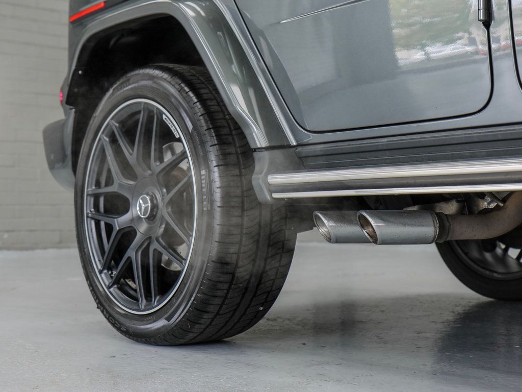 Mercedes-Benz AMG G 63 photo 9