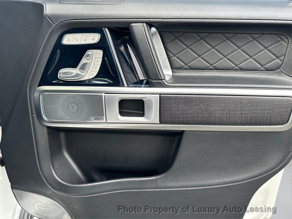 Mercedes-Benz AMG G 63 photo 17