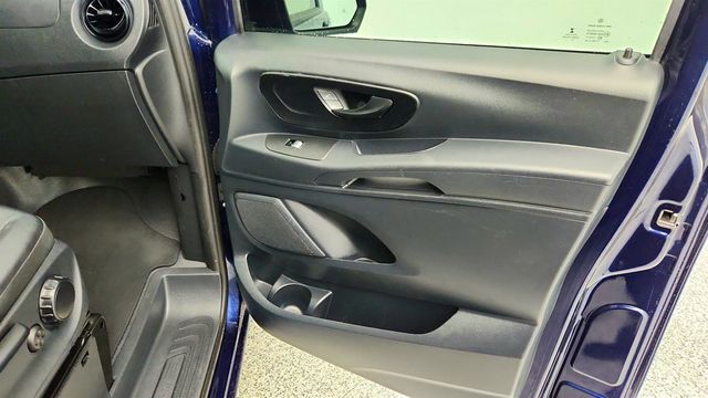 2021 Mercedes-Benz Metris Passenger Van Standard Roof 126'' Wheelbase w/ Safety & Elec Sliding Door Pkgs - 23002164 - 25