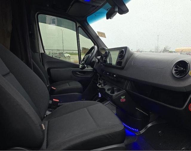 2021 Mercedes-Benz Sprinter Cargo Van 2500 - 23033572 - 1