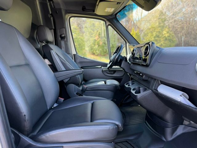 2021 Mercedes-Benz Sprinter Cargo Van 2500 Standard Roof I4 144" RWD - 22993799 - 22