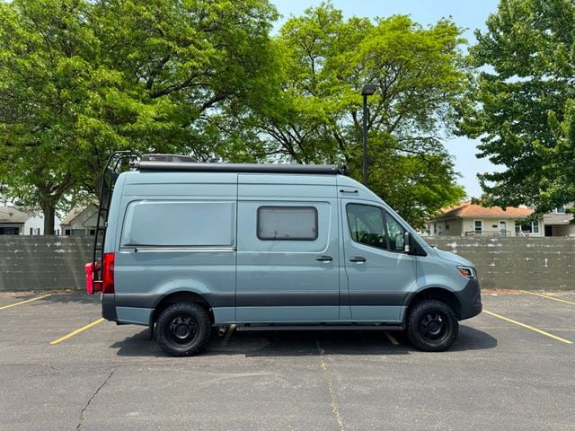 2021 Mercedes-Benz Sprinter Crew Van 2500 Standard Roof V6 144" 4WD - 22868415 - 22