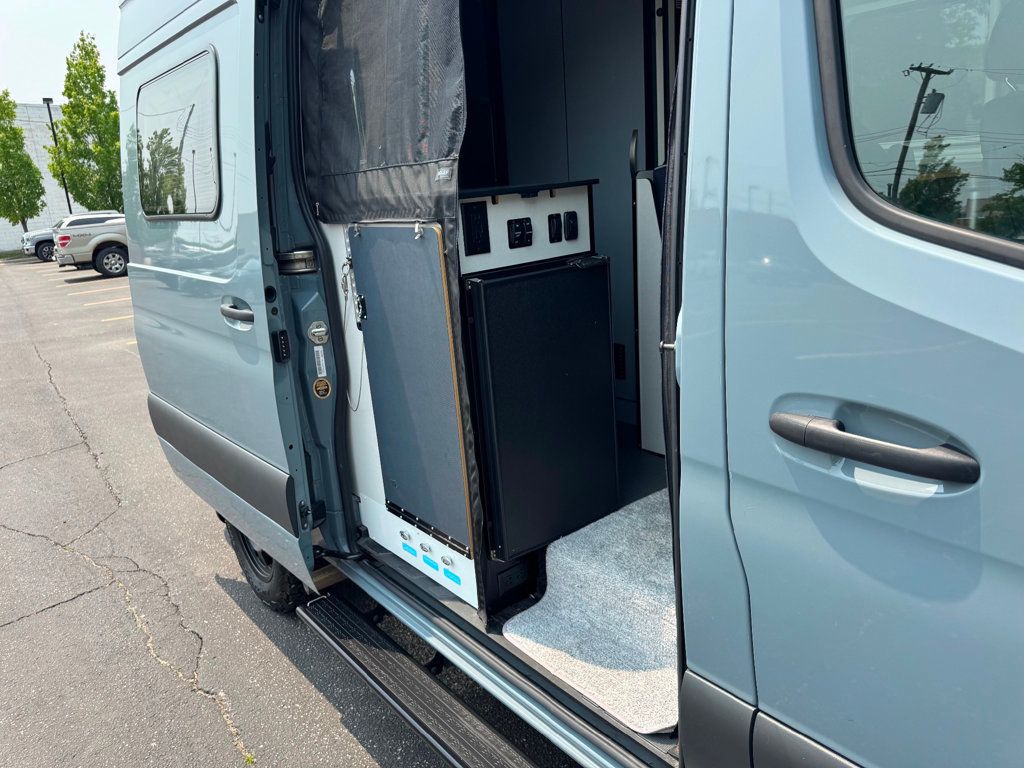 2021 Mercedes-Benz Sprinter Crew Van 2500 Standard Roof V6 144" 4WD - 22868415 - 29