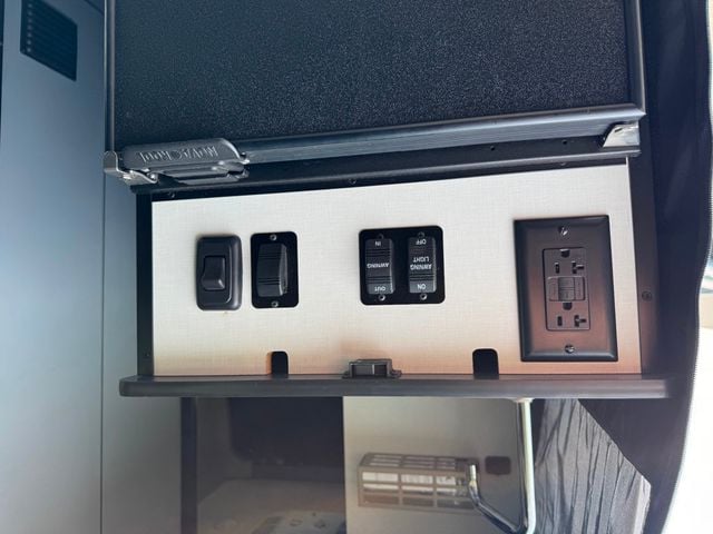 2021 Mercedes-Benz Sprinter Crew Van 2500 Standard Roof V6 144" 4WD - 22868415 - 33