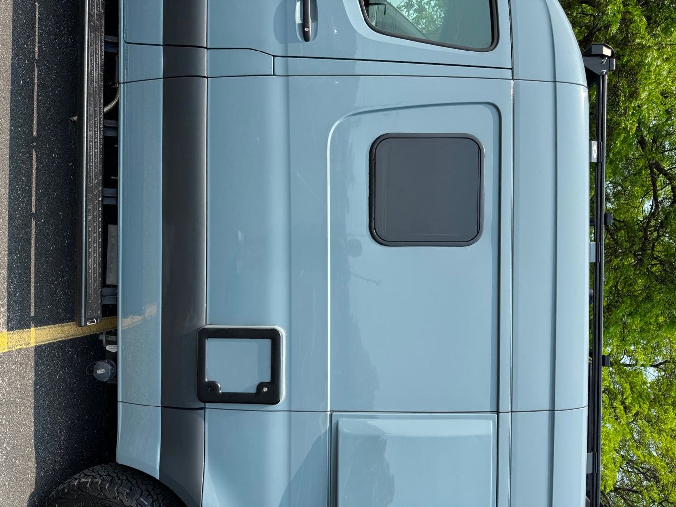 2021 Mercedes-Benz Sprinter Crew Van 2500 Standard Roof V6 144" 4WD - 22868415 - 4