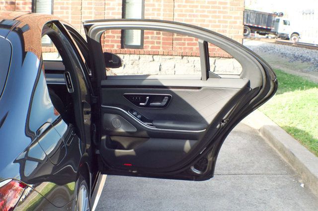 2021 Mercedes-Benz S-Class MSRP$139065/4MATIC/AMG-Line/Warmth&ComfortLaunchPkg/NAV - 23002692 - 50