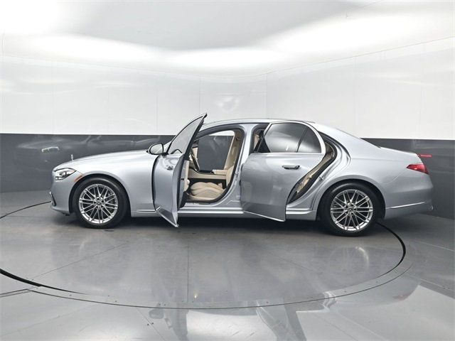 2021 Mercedes-Benz S-Class S 500 4MATIC Sedan - 22948922 - 44