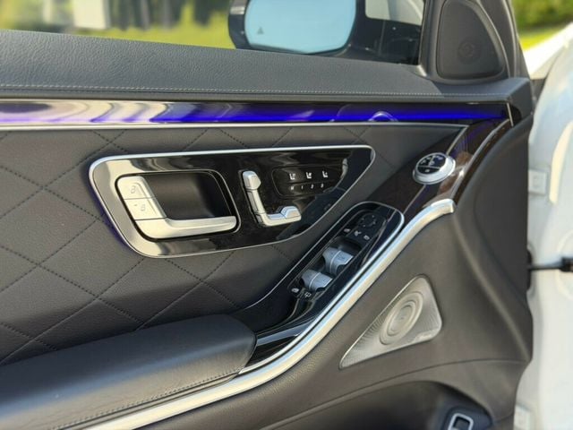 2021 Mercedes-Benz S-Class S 580 4MATIC Sedan - 23026304 - 12