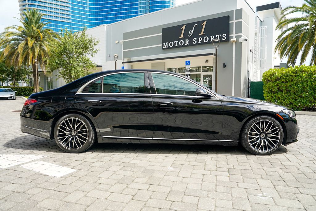 2021 Mercedes-Benz S-Class S 580 4MATIC Sedan - 23032993 - 32