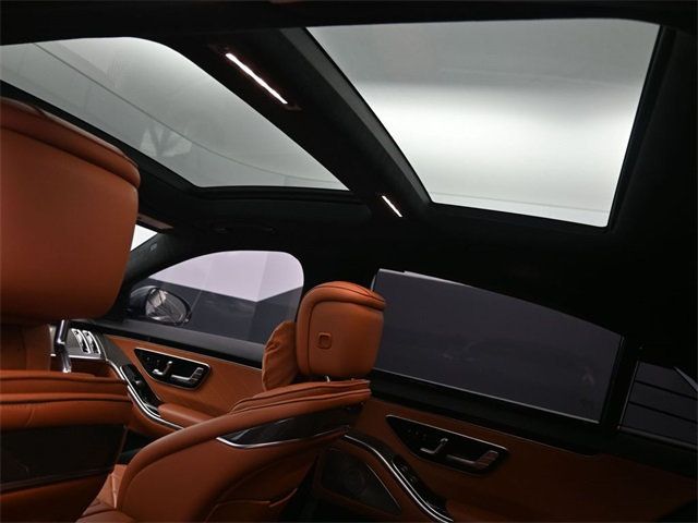 2021 Mercedes-Benz S-Class S 580 4MATIC Sedan - 22883097 - 24