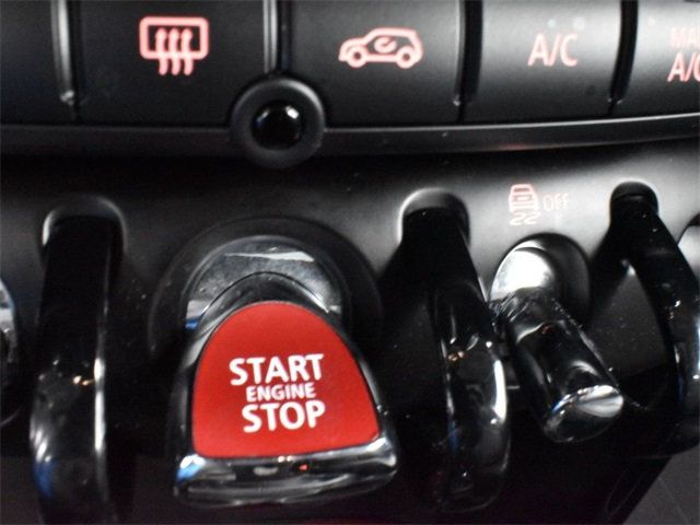 2021 Mini Cooper Hardtop 4 Door Signature photo 12