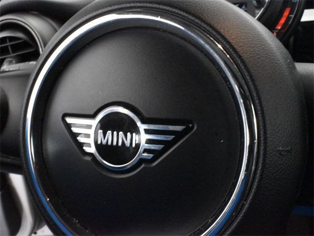 2021 Mini Cooper Hardtop 4 Door Signature photo 14