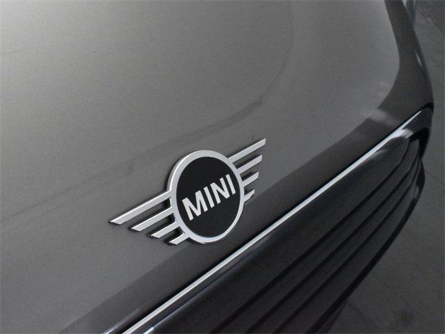 2021 Mini Cooper Hardtop 4 Door Signature photo 18