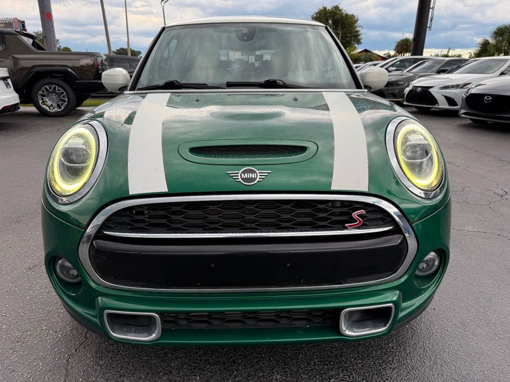 2021 Mini Cooper S Hardtop 2 Door photo 2