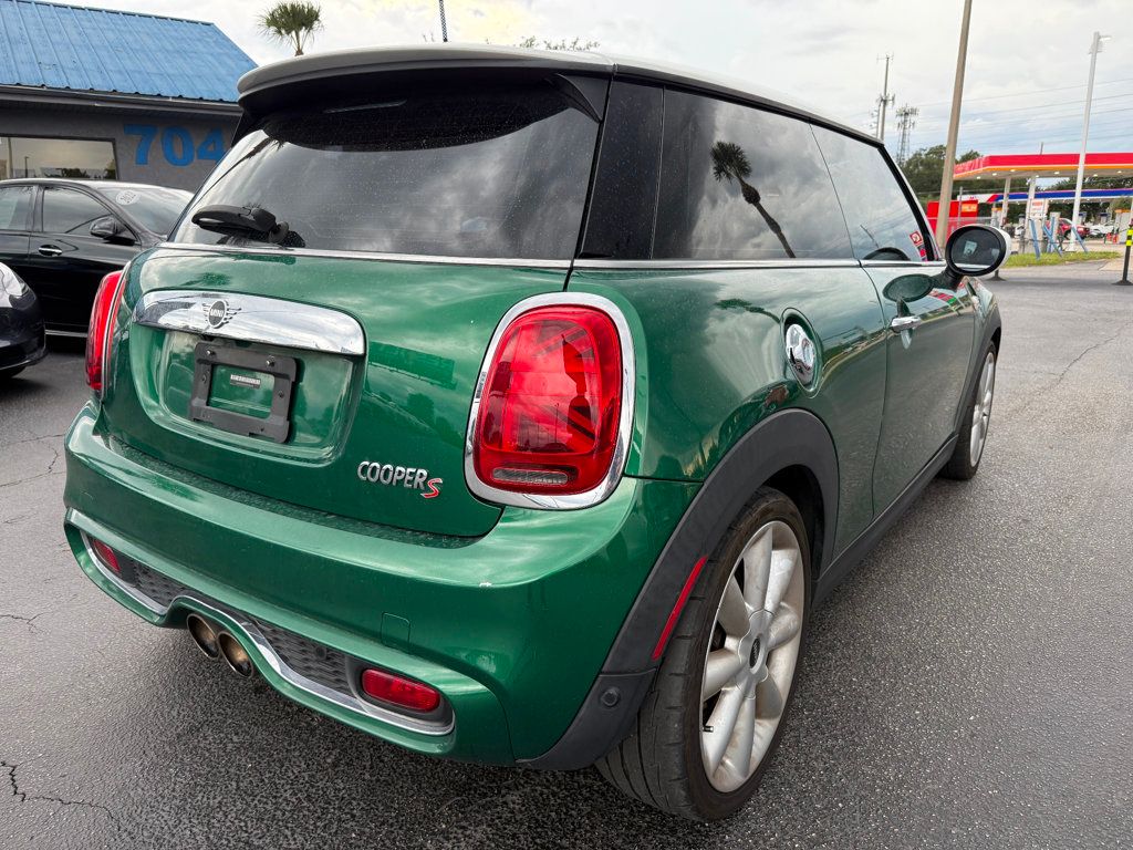 2021 Mini Cooper S Hardtop 2 Door photo 5