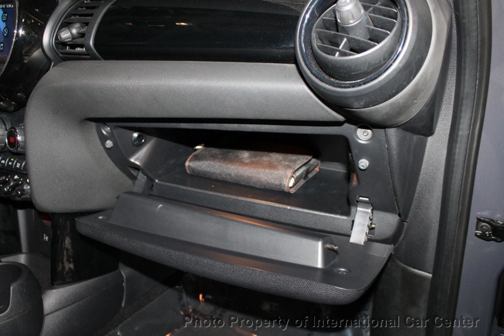 2021 Mini Cooper S Hardtop 4 Door photo 36