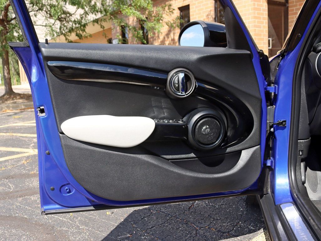 2021 MINI Cooper S Hardtop 4 Door 4DR ICONIC CARBON & DRIVER ASSISTANCE PKG - 23081015 - 27
