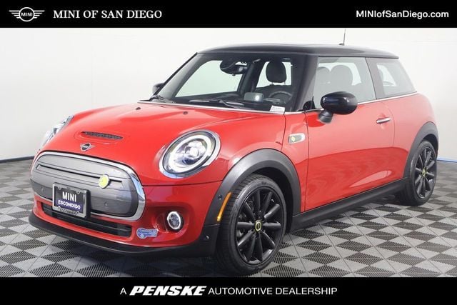 Used 2021 MINI Hardtop 2 Door SE with VIN WMWXP3C03M2N66068 for sale in San Diego, CA