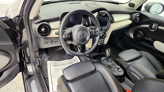 2021 MINI Cooper SE Hardtop 2 Door Signature Plus w/ Navigation - 23004871 - 12