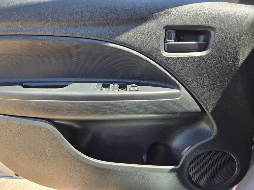 2021 Mitsubishi Mirage ES Manual - 22935422 - 14