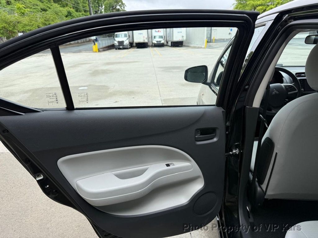 2021 Mitsubishi Mirage G4 ES CVT - 23024242 - 10