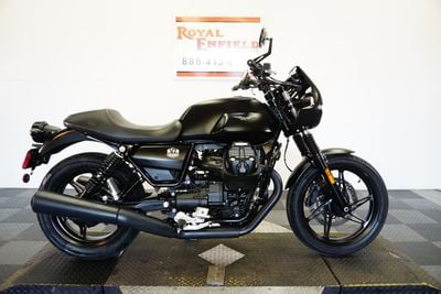 2021 MOTO GUZZI V7 STONE