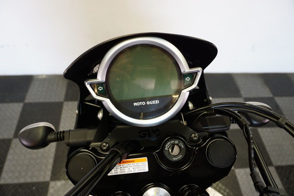 2021 MOTO GUZZI V7 STONE RETRO FUN TO RIDE!!! - 22859137 - 10