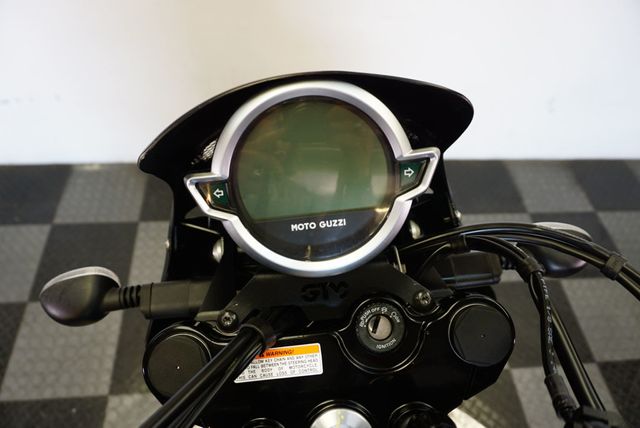 2021 MOTO GUZZI V7 STONE RETRO FUN TO RIDE!!! - 22859137 - 10