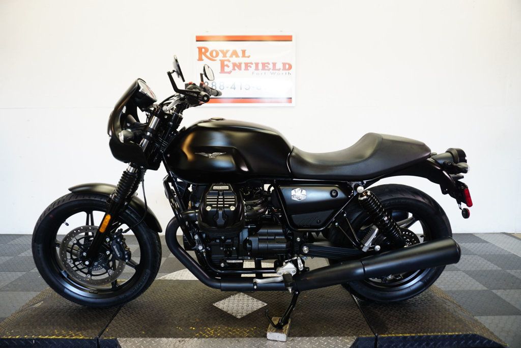 2021 MOTO GUZZI V7 STONE RETRO FUN TO RIDE!!! - 22859137 - 1