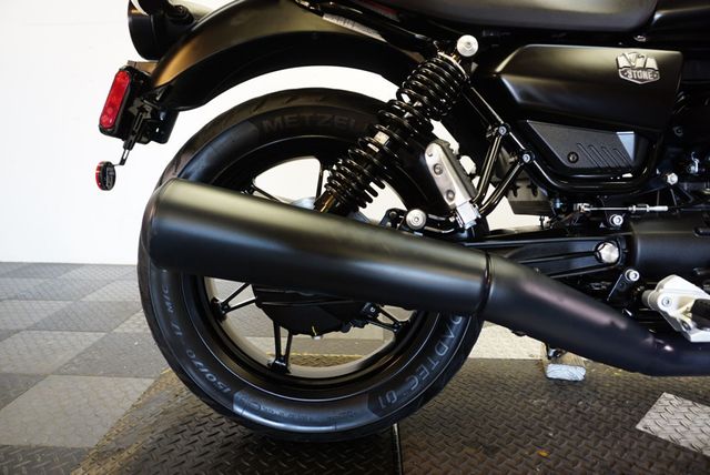 2021 MOTO GUZZI V7 STONE RETRO FUN TO RIDE!!! - 22859137 - 23