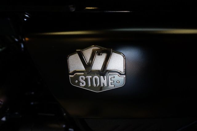 2021 MOTO GUZZI V7 STONE RETRO FUN TO RIDE!!! - 22859137 - 27
