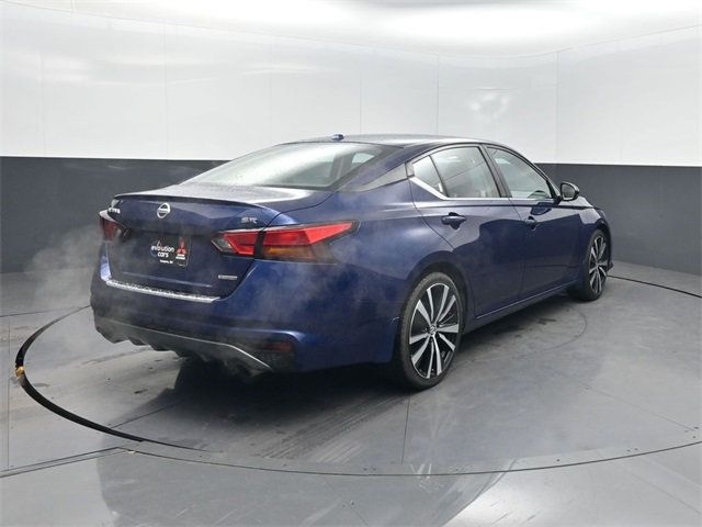 2021 Nissan Altima 2.0 SR Sedan - 22930322 - 28