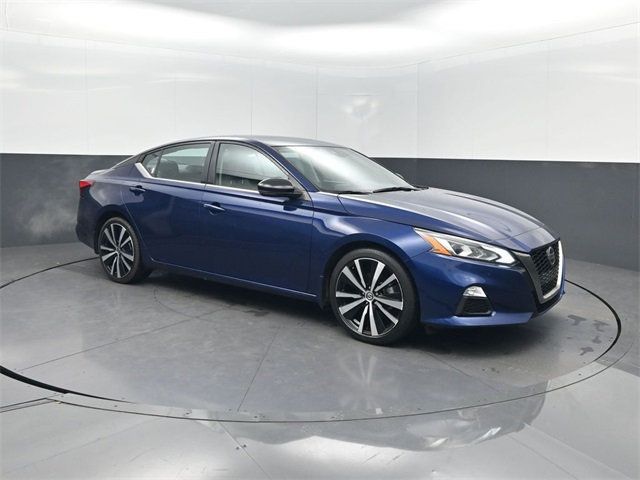 2021 Nissan Altima 2.0 SR Sedan - 22930322 - 30