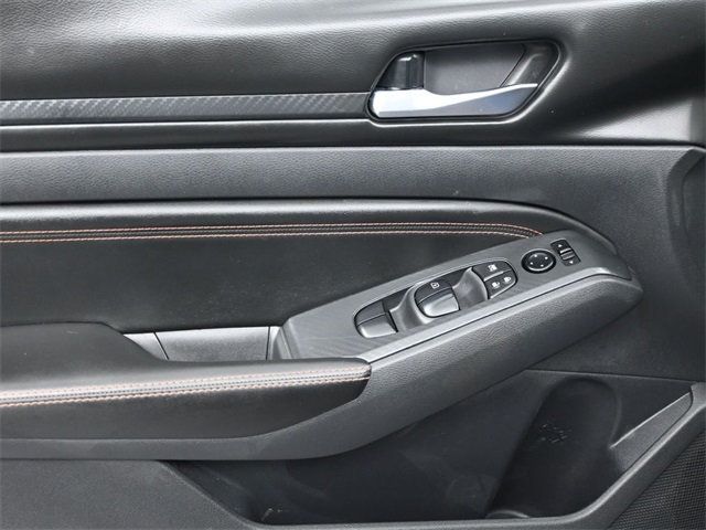 2021 Nissan Altima 2.0 SR Sedan - 22930322 - 7