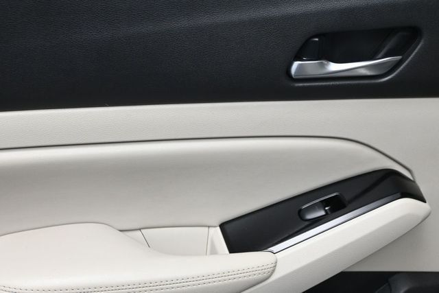 2021 Nissan Altima 2.5 SL Sedan - 23060690 - 9