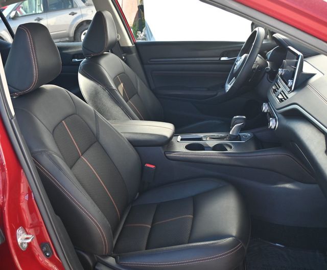 2021 Nissan Altima 2.5 SR Sedan - 22965375 - 14