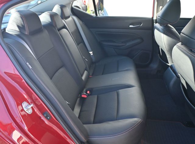 2021 Nissan Altima 2.5 SR Sedan - 22965375 - 15