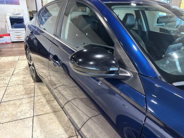 2021 Nissan Altima 2.5 SR Sedan - 22999305 - 23