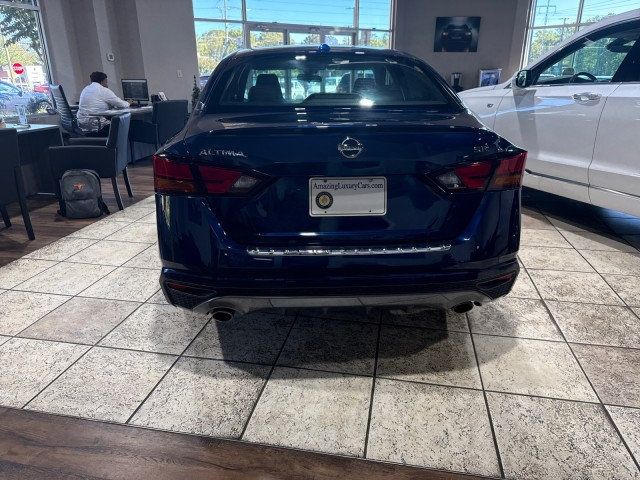 2021 Nissan Altima 2.5 SR Sedan - 22999305 - 4