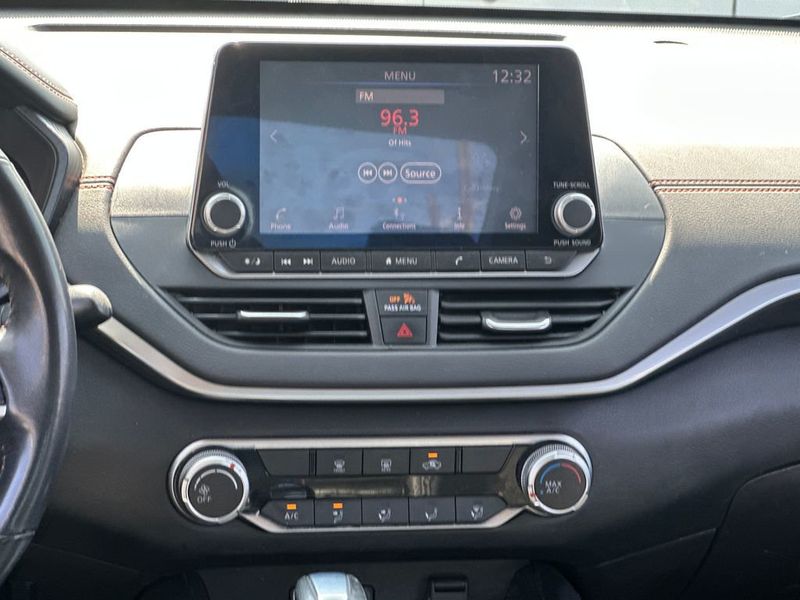 2021 Nissan Altima 2.5 SR Sedan - 22954351 - 15