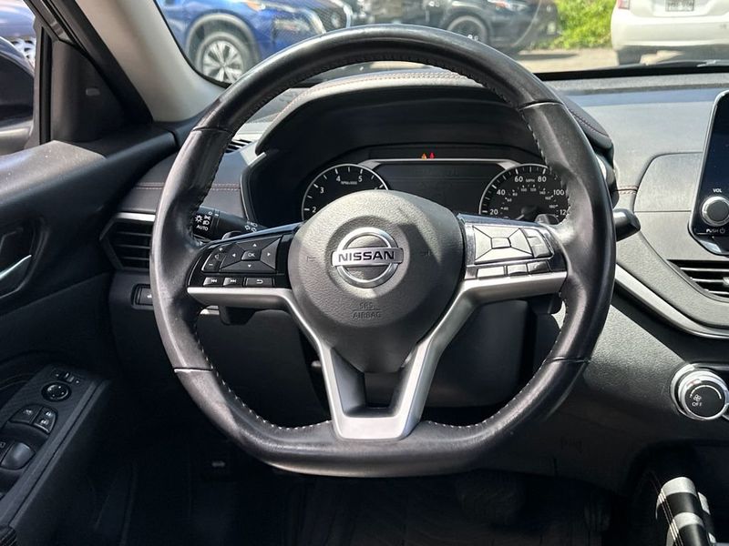 2021 Nissan Altima 2.5 SR Sedan - 23048317 - 17