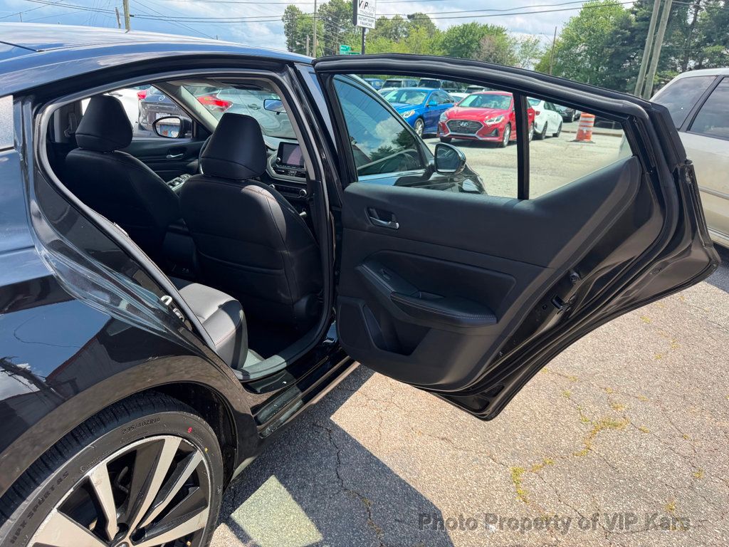 2021 Nissan Altima 2.5 SR Sedan - 23030970 - 10
