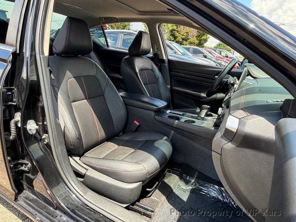 2021 Nissan Altima 2.5 SR Sedan - 23030970 - 15