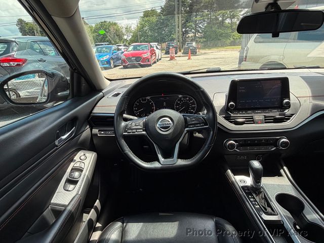 2021 Nissan Altima 2.5 SR Sedan - 23030970 - 17