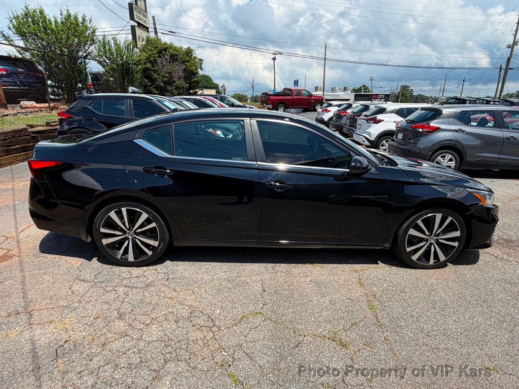 2021 Nissan Altima 2.5 SR Sedan - 23030970 - 3